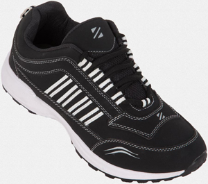 Upto 50% off on Footwear in ZOVI